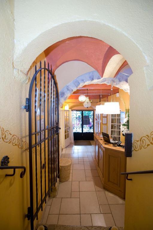 Le Vieux Chateau 에귄 외부 사진